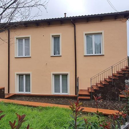 Wayne'S House, A Short Walk To The Waterfalls Bagnone Dış mekan fotoğraf